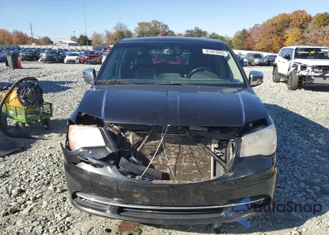 2013 Chrysler Town & Country Touring L z USA, uszkodzony, nr VIN 2C4RC1CG3DR607244